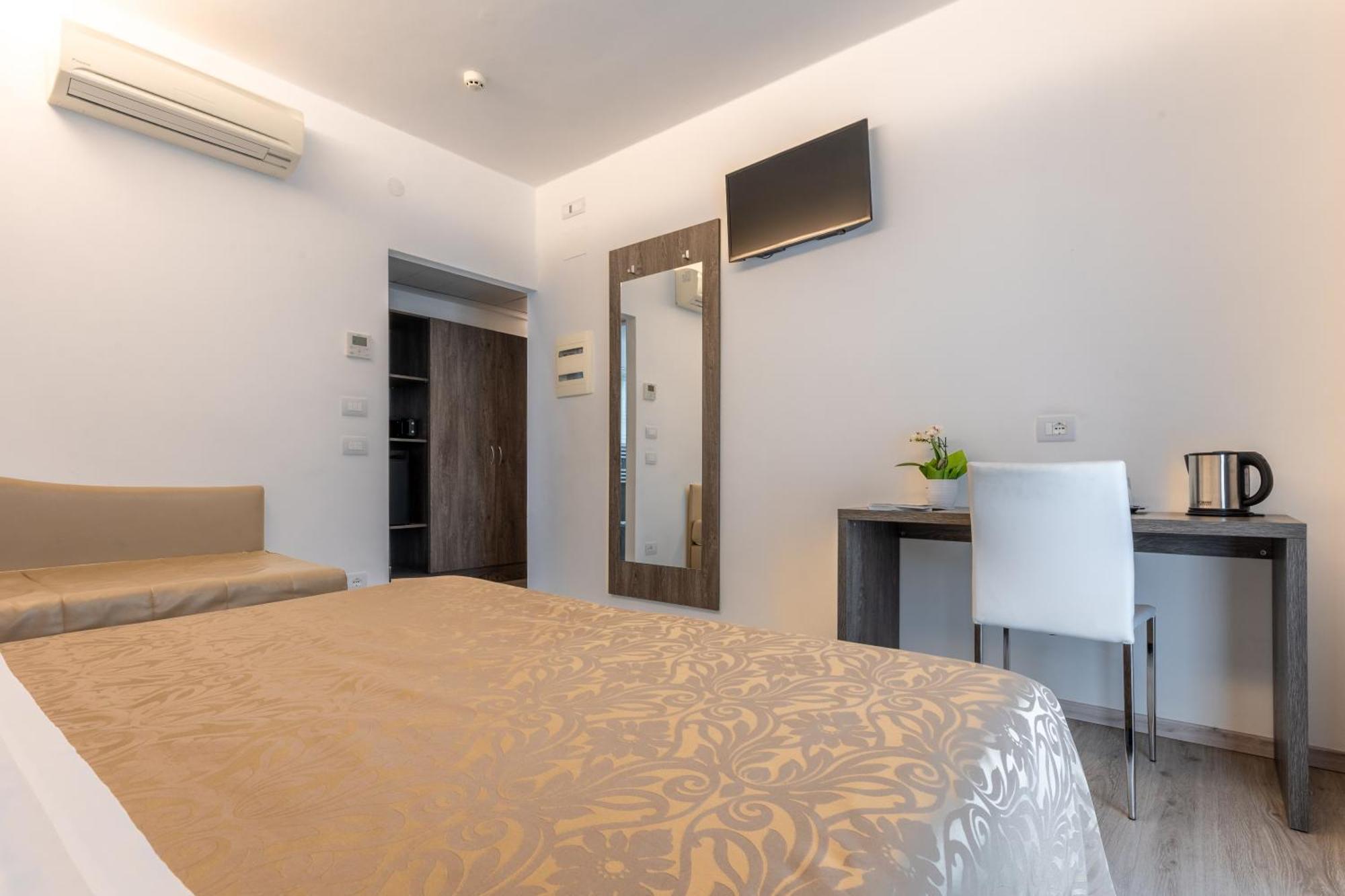 Hotel Italia ガルダ 部屋 写真