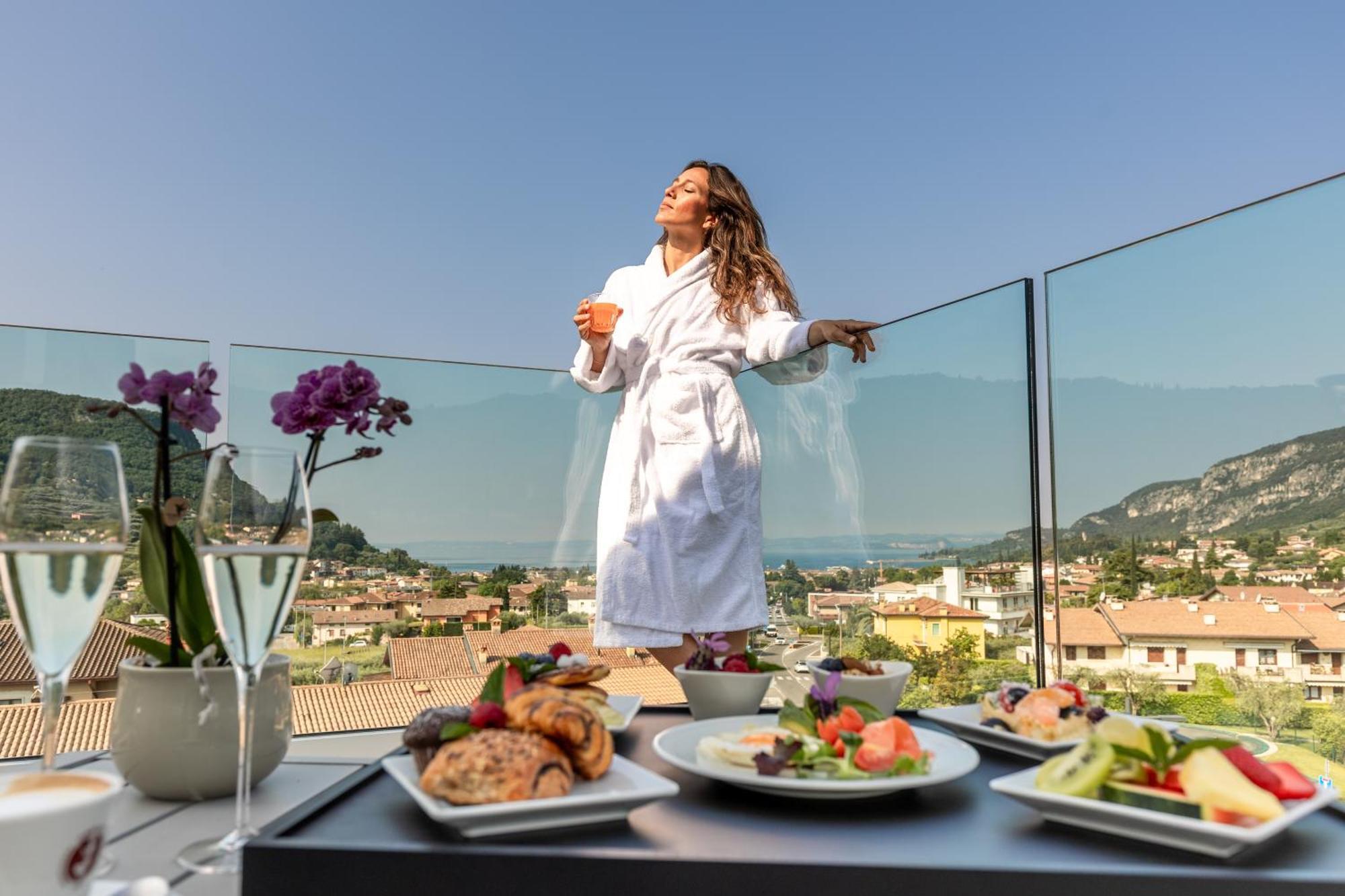 Hotel Italia ガルダ エクステリア 写真